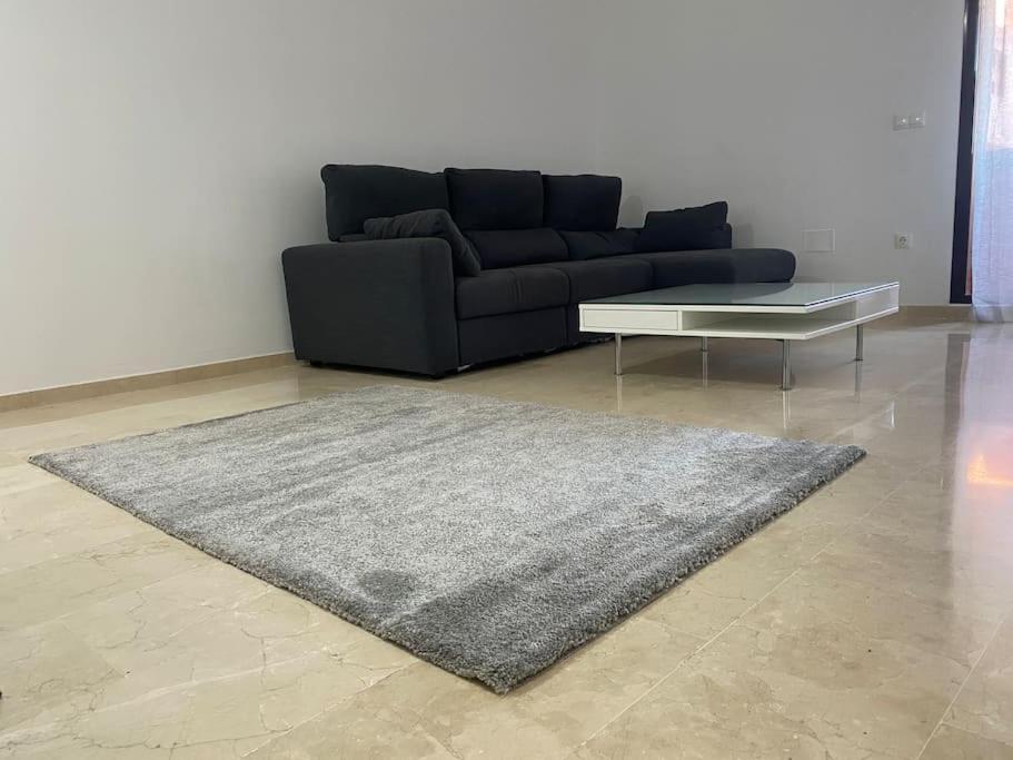 Central Estepona 3 Bed Apt With Pool And Parking Εξωτερικό φωτογραφία